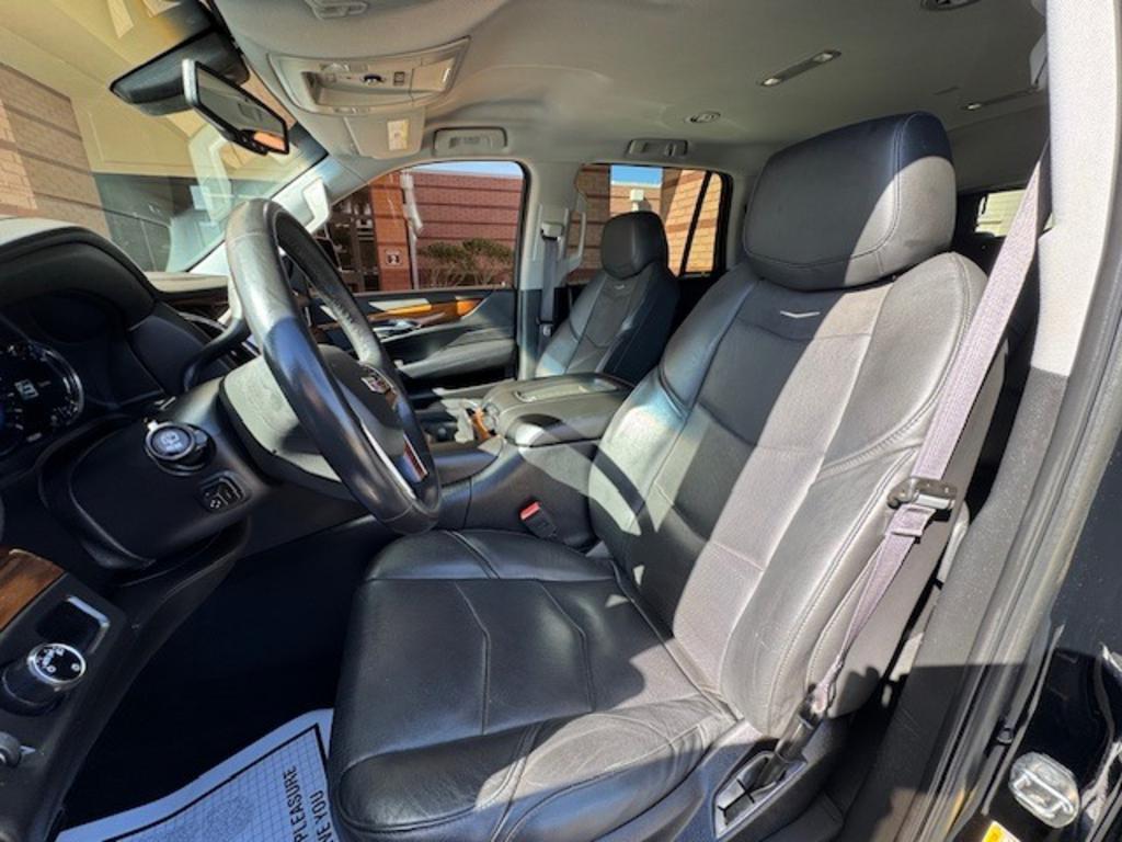 2016 Cadillac Escalade Base - Photo 9