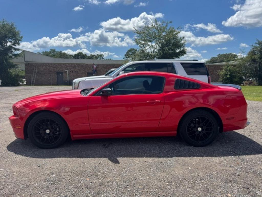 2014 Ford Mustang V6
