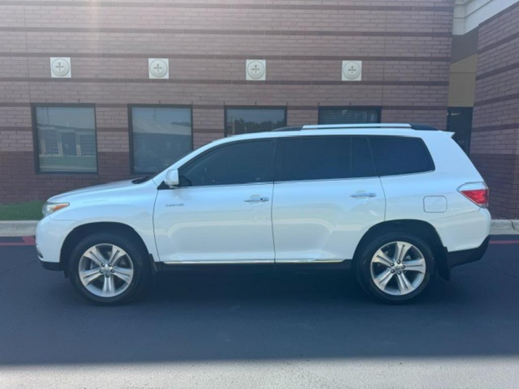2013 Toyota Highlander Limited V6's photo